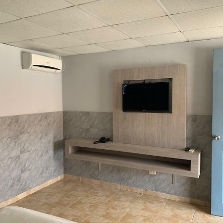 Residencial Aguadulce Hotel Aguadulce  Bagian luar foto