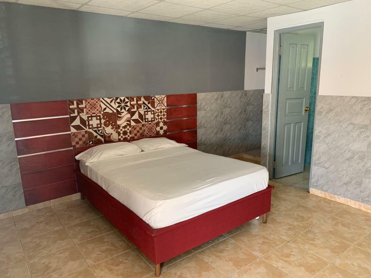 Residencial Aguadulce Hotel Aguadulce  Bagian luar foto